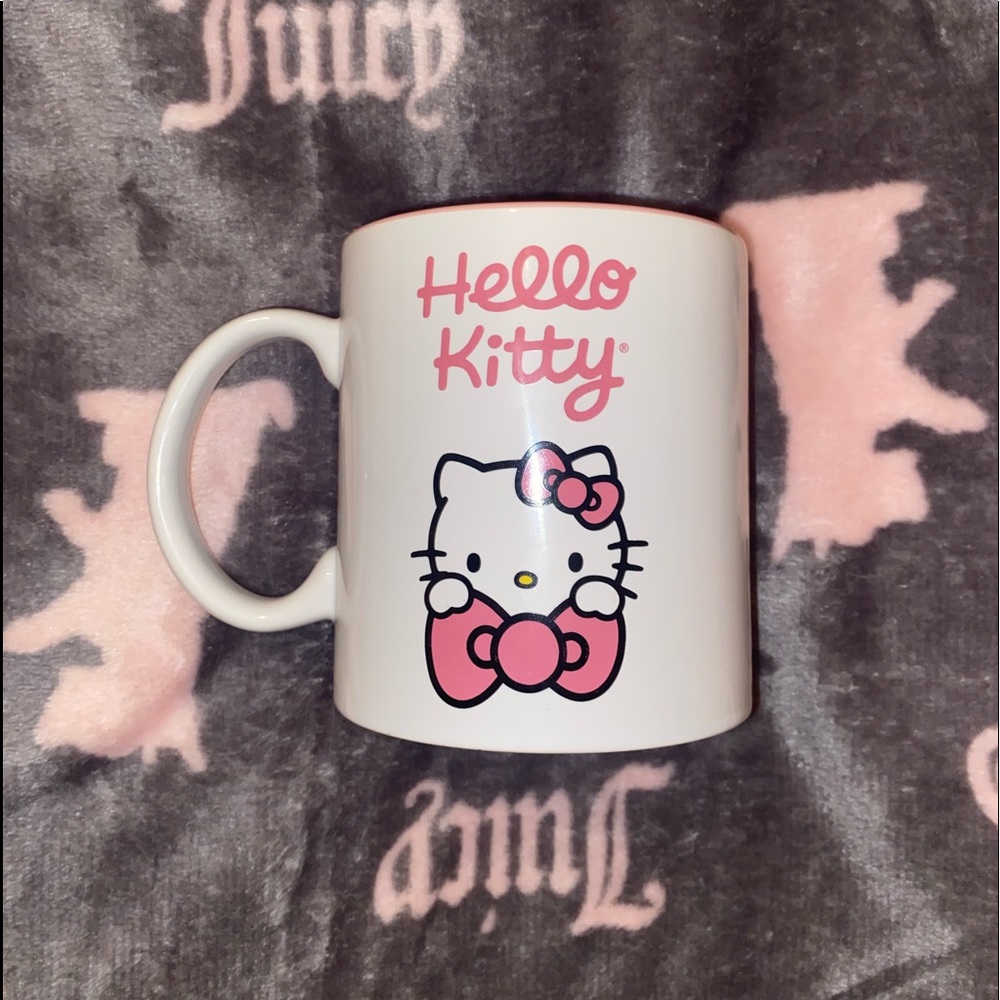 Hello kitty mug